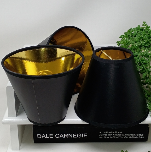 Sleek Black and Gold Decor Accents with Cylindrical Design - Picture 6 of 8